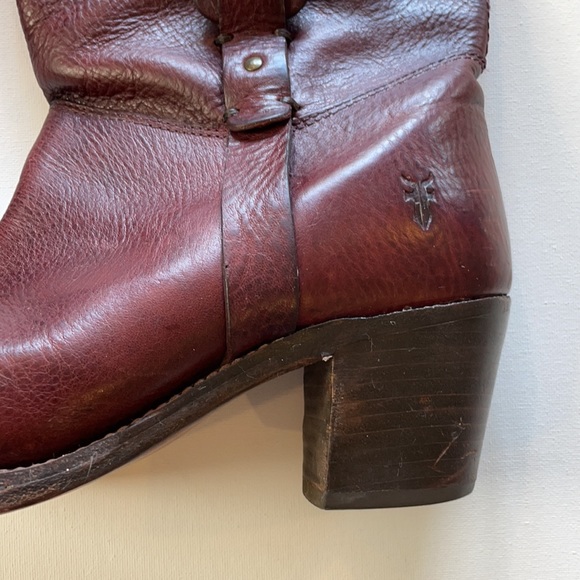 Frye Leather Boots - Picture 2 of 9